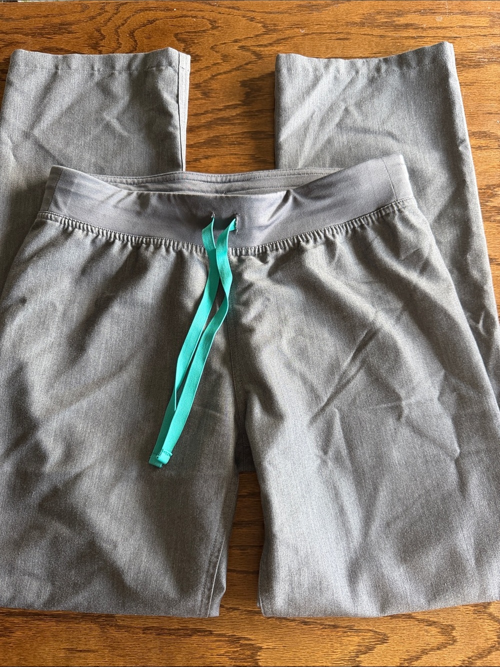 Figs Women's Gray Scrub Pants with Teal Drawstring